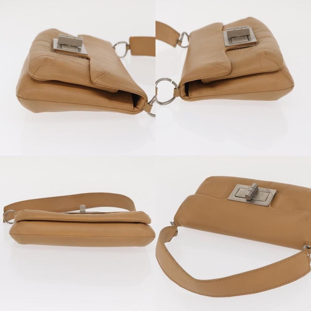 Chanel 2.55 Shoulder Bag - Picture 3 of 8
